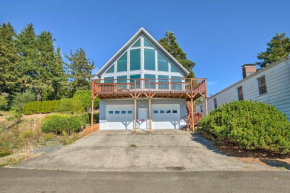 Bay City Home with Gorgeous Bay Views From Deck